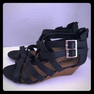 Casual Gladiator Sandal - Black